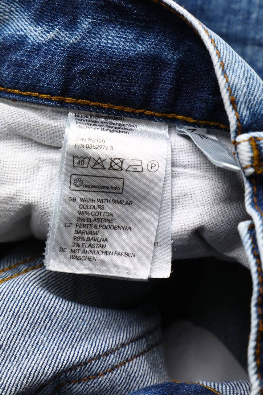 Carou H&M distressed Denim-Shorts Letzte 3 Tage