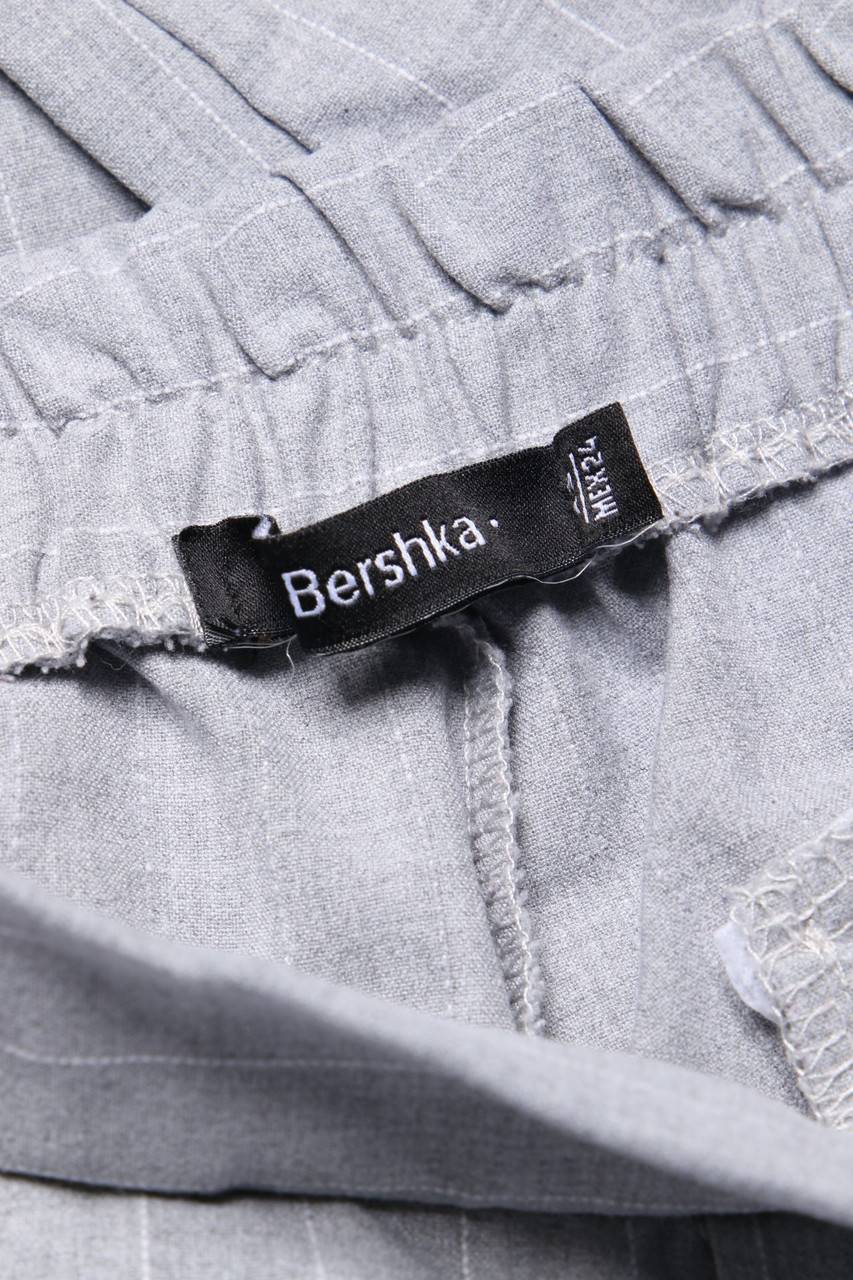 Carou Bershka Jogger-Hose mit Streifen Riesige Ersparnisse