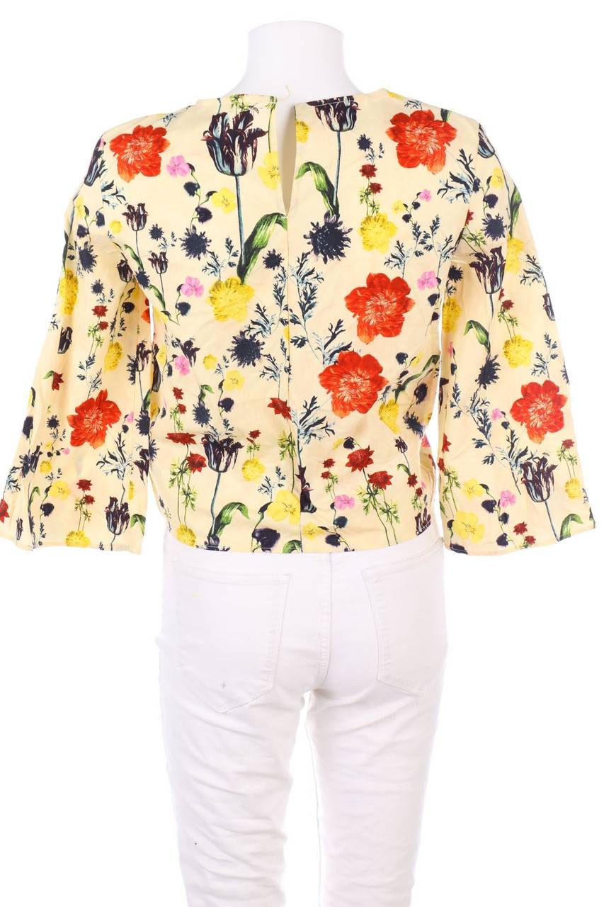 Carou H&M Bluse mit Blumen-Print zum Knoten Preisnachlass