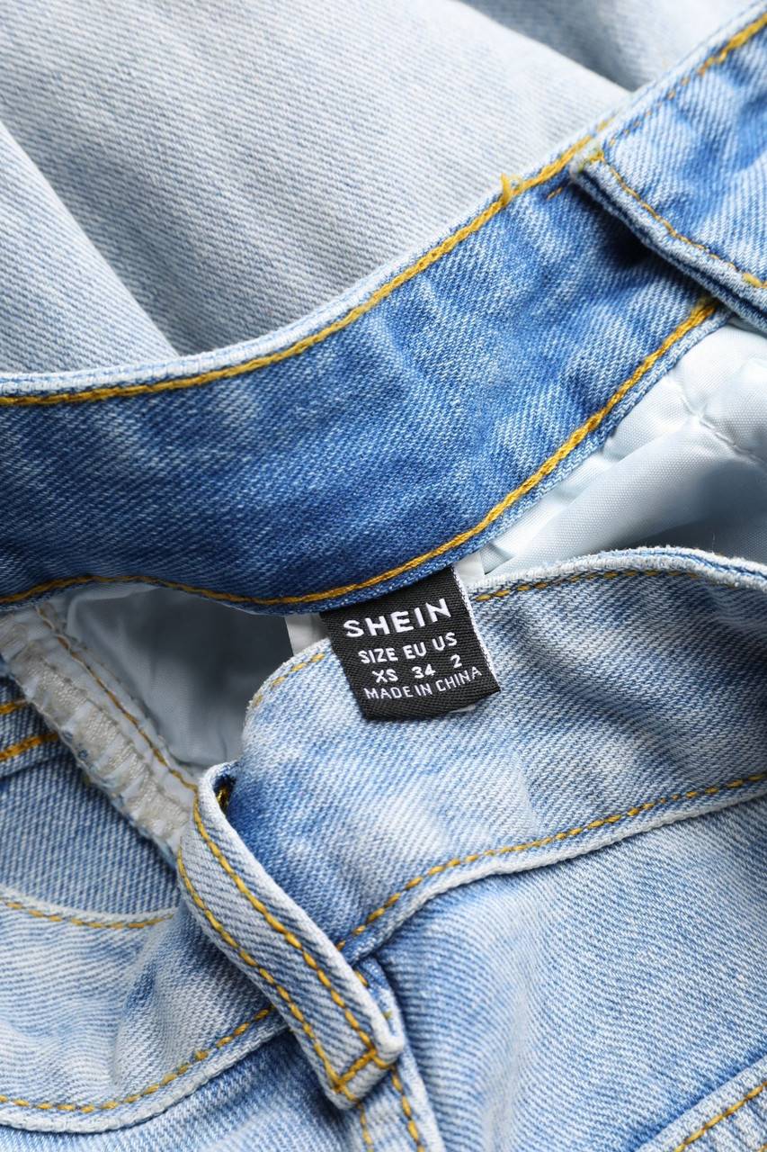 Carou SHEIN Used Look Straight Cut Jeans VIP-Rabatte