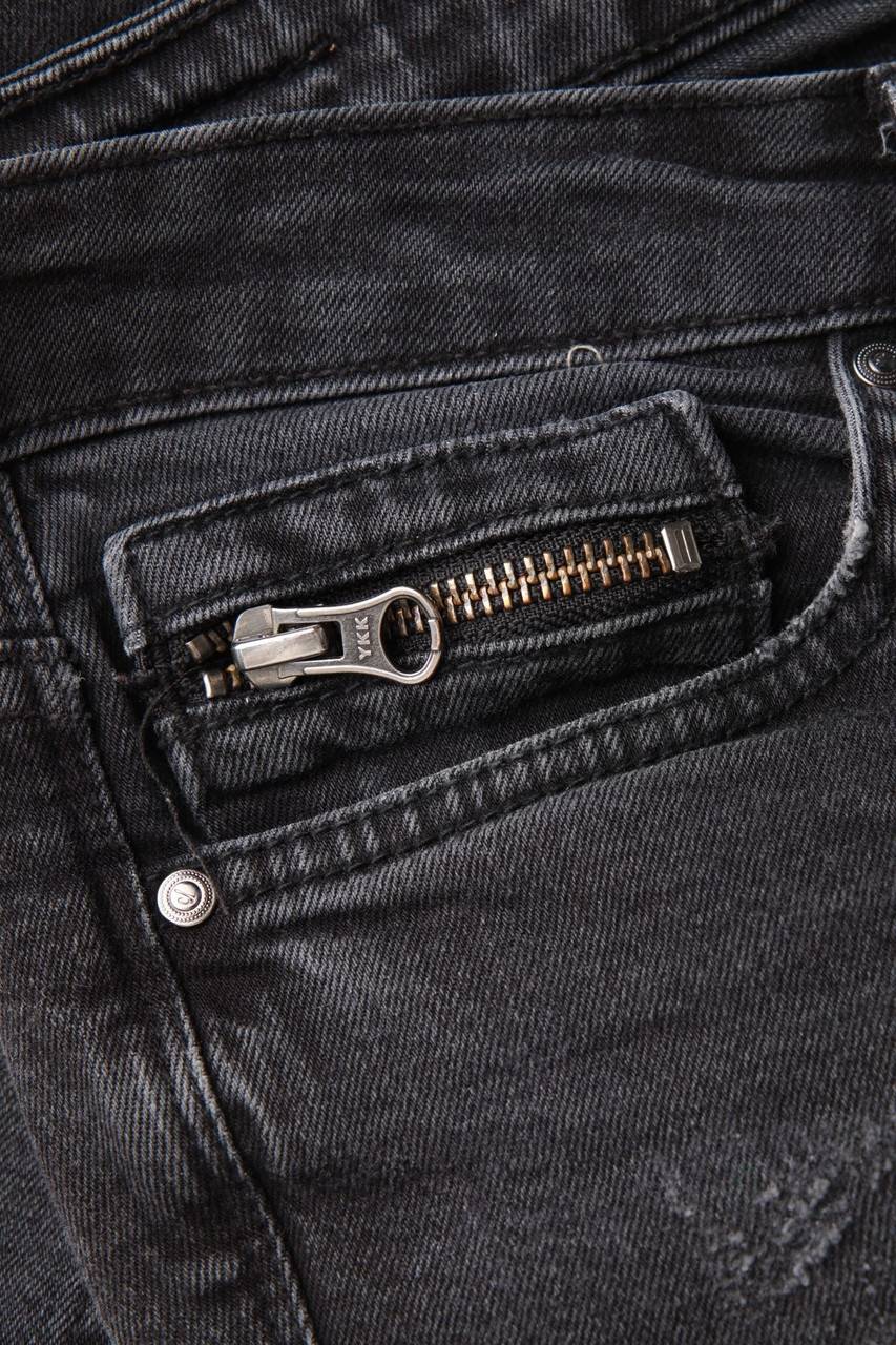 Carou Blend She Destroyed Skinny-Jeans mit Logo-Badge Speichern exportieren