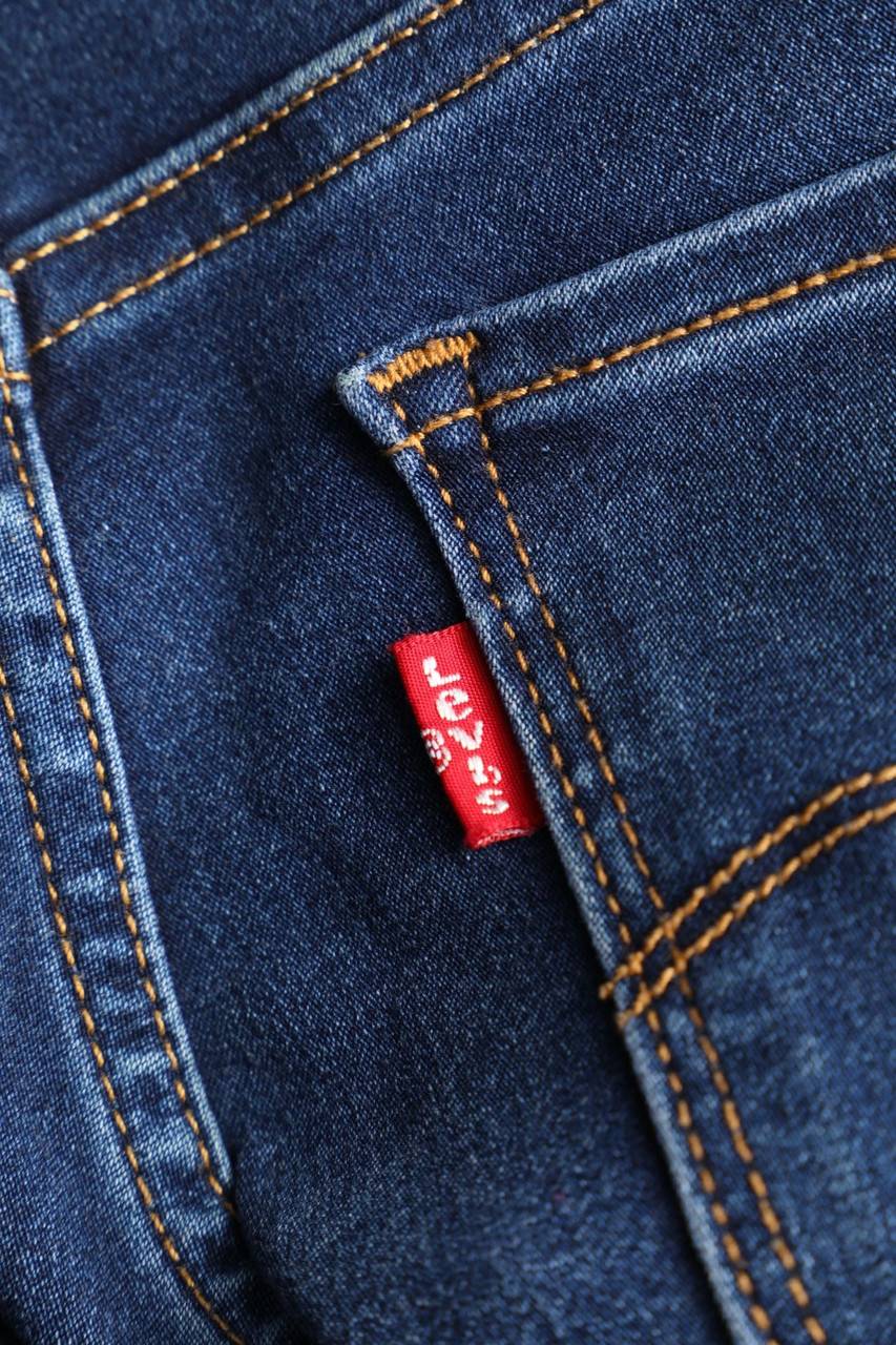 Carou LEVI´S Used Look Straight Cut Jeans mit Logo-Patch Rabatte dieses Monats