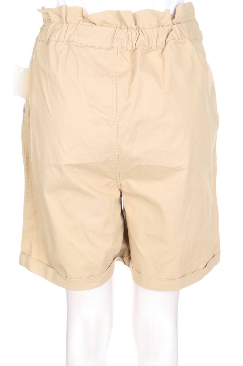 Carou SECONDHAND Shorts mit Gürtel Fabrikpreis