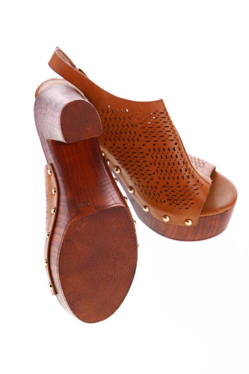 Carou Fersini Slingback-Pumps mit Cut-outs Rabatt