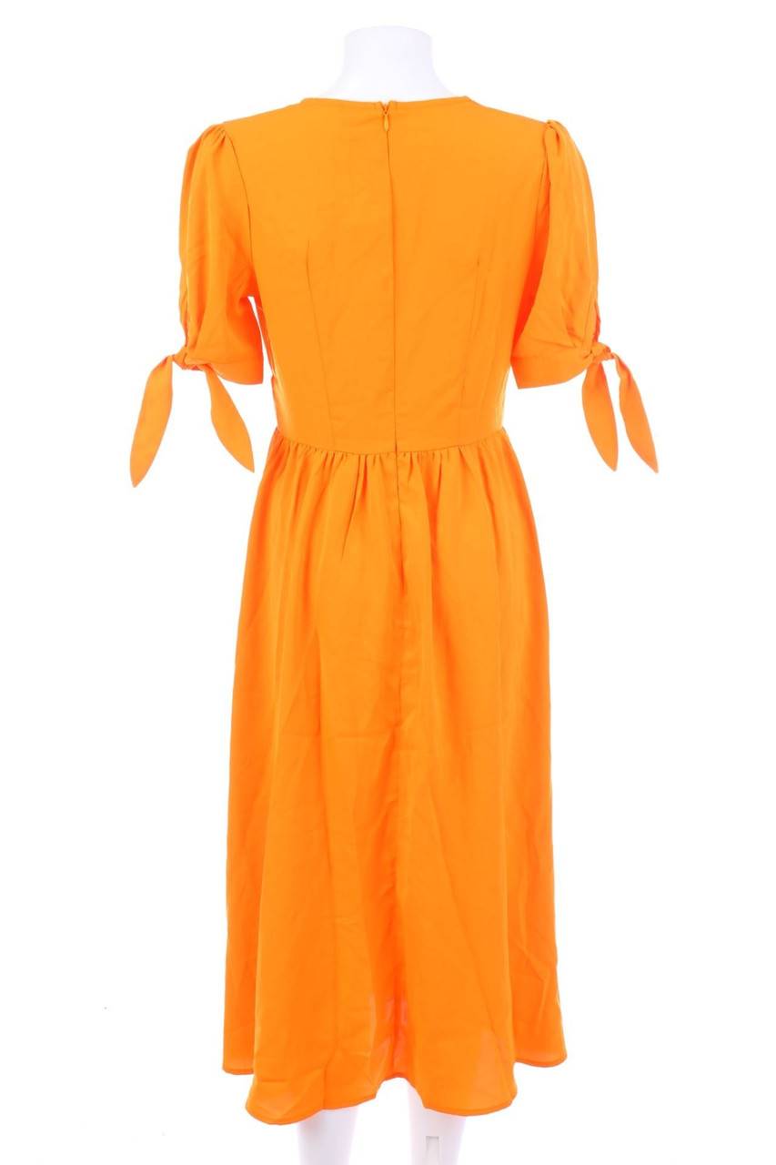 Carou SHEIN Midikleid mit tiefem Ausschnitt Saisonale Angebote