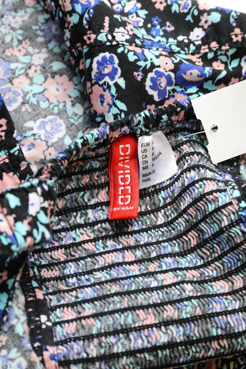 Carou H&M DIVIDED Crop-Top mit Blumen-Print Letzte 3 Tage