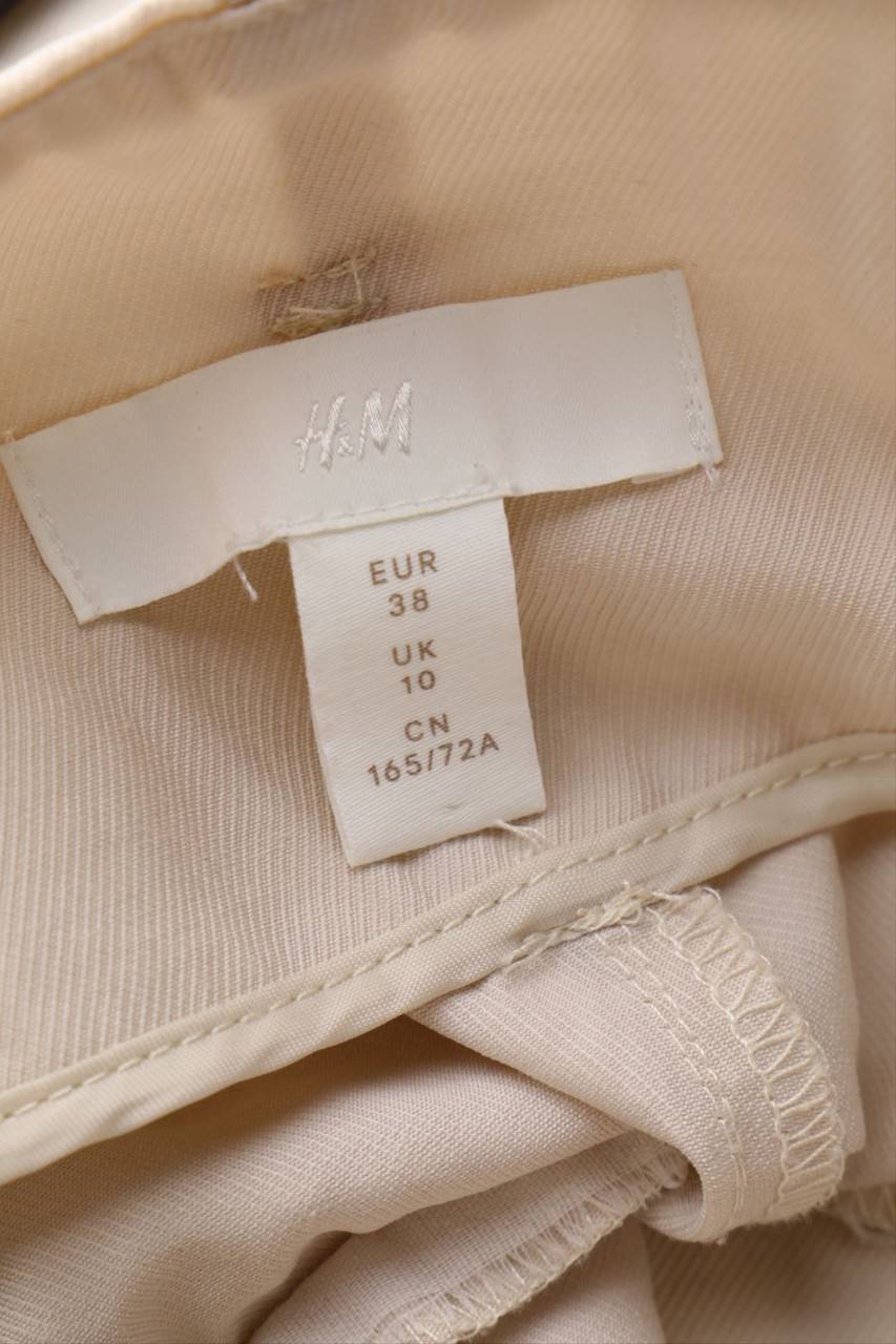 Carou H&M Shorts mit Gürtel Kostenloser Versand international