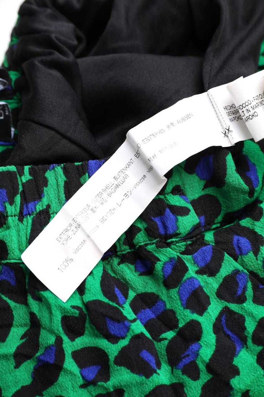 Carou Bershka Shorts mit Animal-Print Begrenzt auf 3 Tage