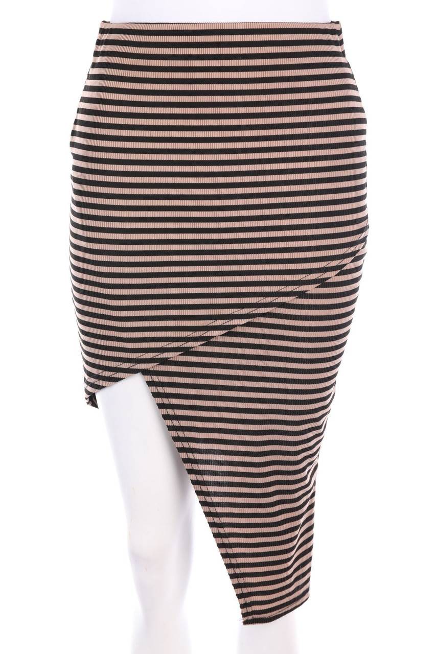 Carou Boohoo Minirock mit asymmetrischem Schnitt zollfrei