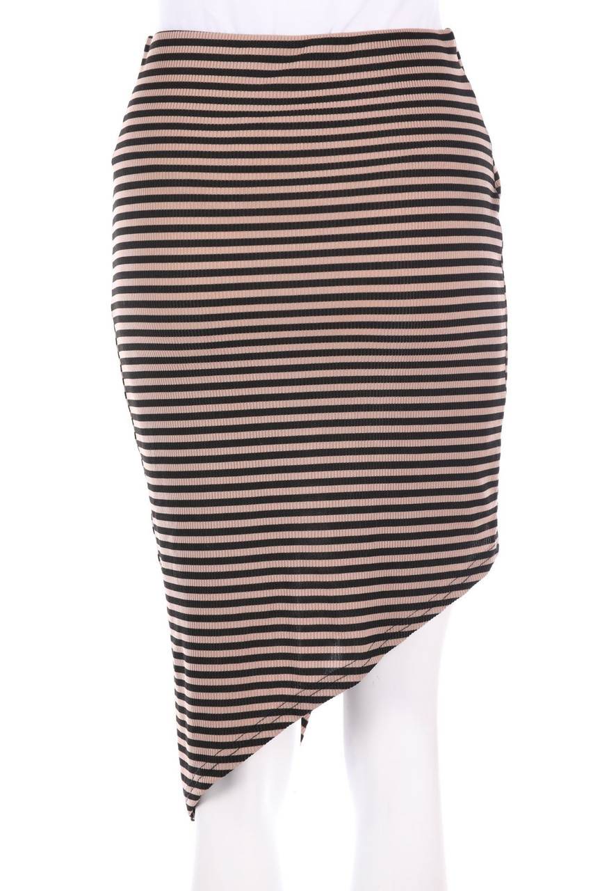 Carou Boohoo Minirock mit asymmetrischem Schnitt zollfrei