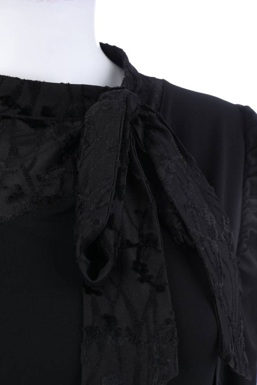Carou orsay Longsleeve-Shirt mit floralem Muster mit Schleife Sonderangebot