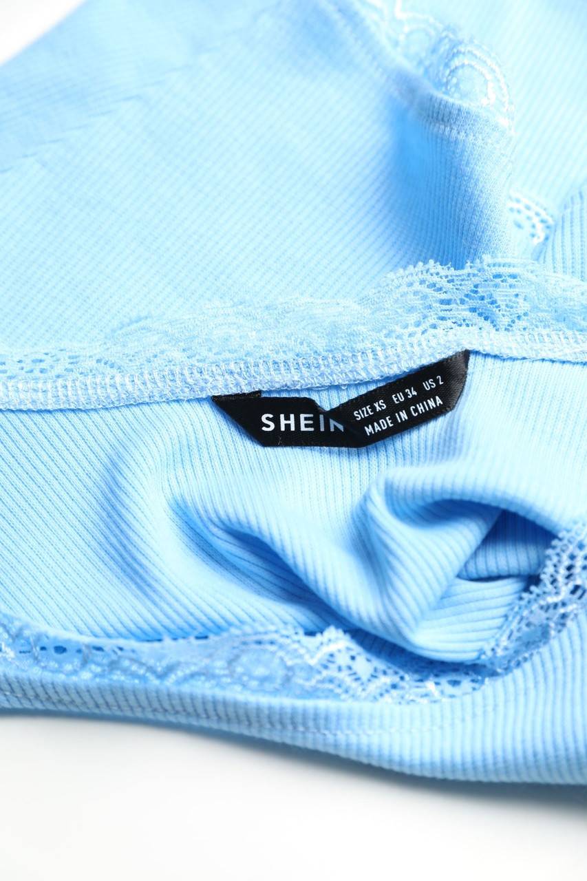 Carou SHEIN Crop-Top mit Spitze Bis zu 50% Rabatt