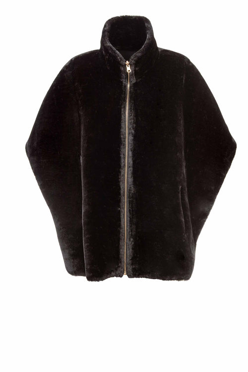 Petite M. Cape zum Wenden in Lammfell Imitat Schwarz Bis zu 65% Rabatt