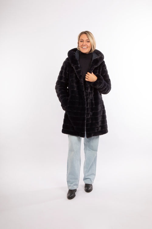 Petite M. Kunstpelz Jacke reversible in Dunkelblau Discount Store für neue Produkte