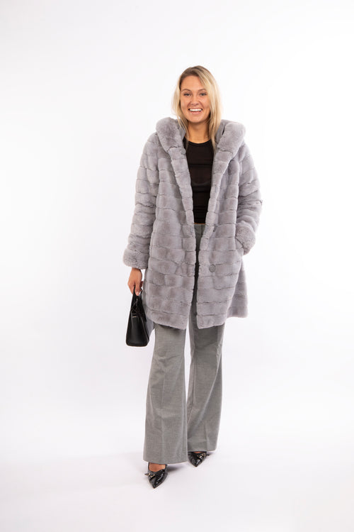 Petite M. Kunstfell WendeJacke in Platinum Grau Sonderangebot