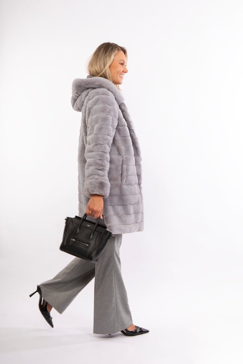 Petite M. Kunstfell WendeJacke in Platinum Grau Sonderangebot