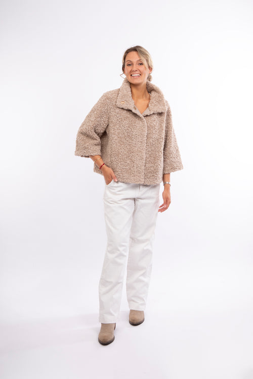 Petite M. Teddyfell Kurze Jacke in Beige Jubiläumsangebot