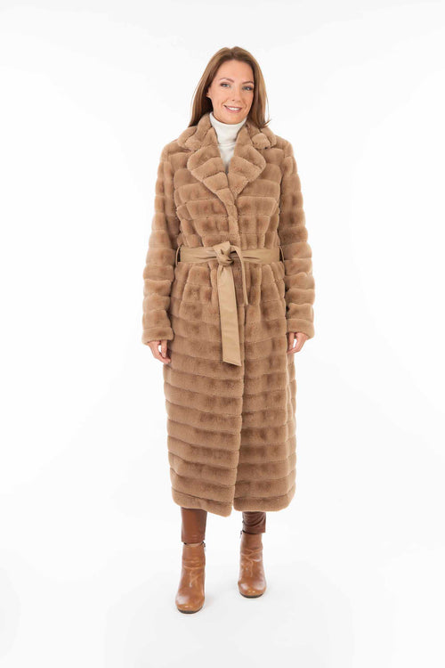 Petite M. Langer Kunstpelz Mantel Camel Bis zu 65% Rabatt