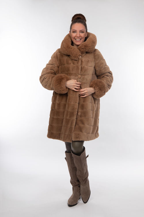 Petite M. Wendemantel mit Kapuze in Kunstfell und Microfaser, Farbe Camel Sonderangebot