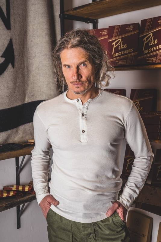 Pike Brothers 1927 Henley Shirt long sleeve fog brown Bestseller