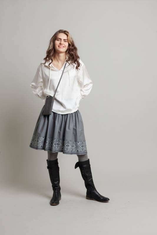 Rockmacherin Hilla Damenbluse oversized aus Viskosesatin Valentinstagsangebot