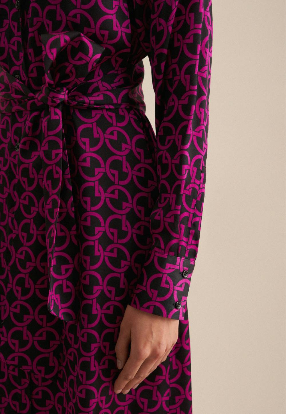 Studio Seidensticker Satin Midi Kleid Rabatt