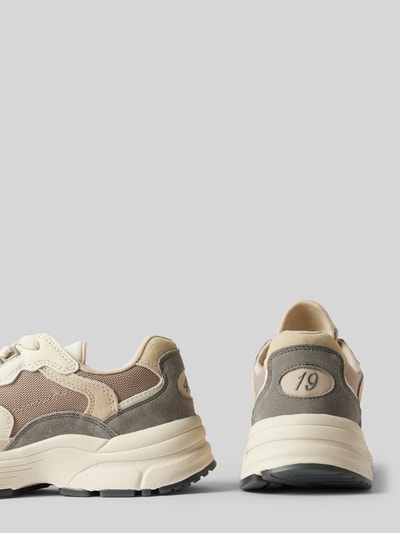 Peek & Cloppenburg GantLedersneaker mit Label-Details Modell 'Neuwill' in taupe Vatertagsangebot