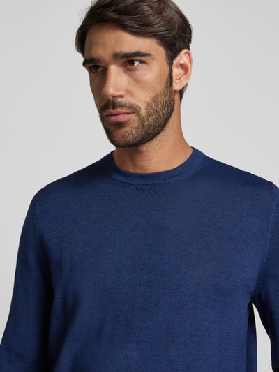 Peek & Cloppenburg Christian Berg MenStrickpullover mit Rundhalsausschnitt in dunkelblau melange Angebote