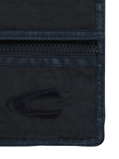 Peek & Cloppenburg camel activePortemonnaie mit Schulterriemen in dunkelblau Begrenzt auf 3 Tage