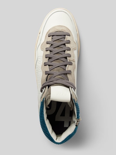 Peek & Cloppenburg P448Ledersneaker mit Label-Lochmuster Modell 'Bali' in weiss Black Friday