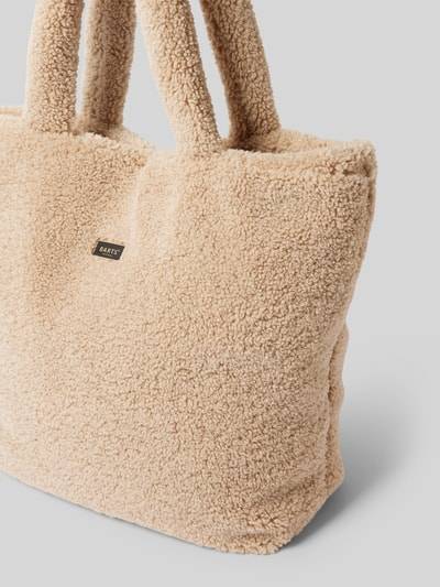 Peek & Cloppenburg BartsHandtasche aus Teddyfell Modell 'Bugbane' in beige Neuheiten