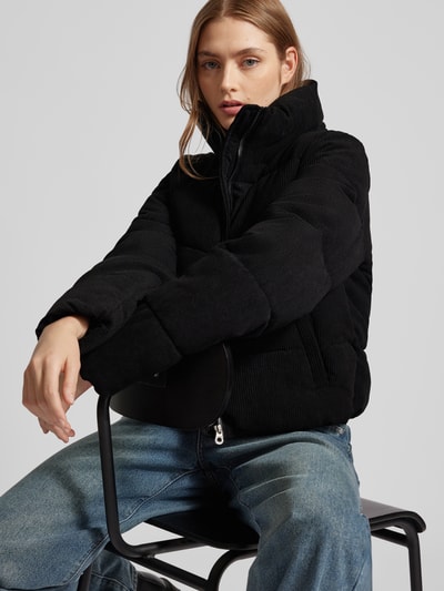 Peek & Cloppenburg OnlyRegular Fit Steppjacke aus Cord Modell 'NEWDOLLY' in metallic black Letzte 2 Tage