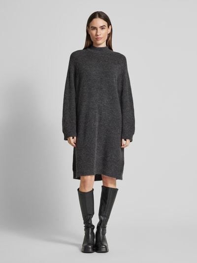 Peek & Cloppenburg Selected FemmeStrickkleid mit Stehkragen Modell 'LULU' in anthrazit Sonderangebot der Fabrik