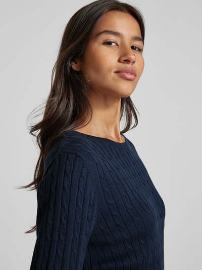 Peek & Cloppenburg Christian Berg WomanStrickpullover mit Zopfmuster in dunkelblau Kauf eins, bekomm eins gratis