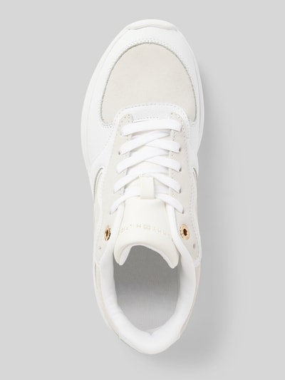 Peek & Cloppenburg Tommy HilfigerLedersneaker mit Label-Details Modell 'CHUNKY RUNNER' in weiss Begrenzt auf 3 Tage