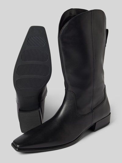 Peek & Cloppenburg VagabondStiefel aus Rindsleder mit Teilungsnähten Modell 'NELLA' in black Versandkostenfrei
