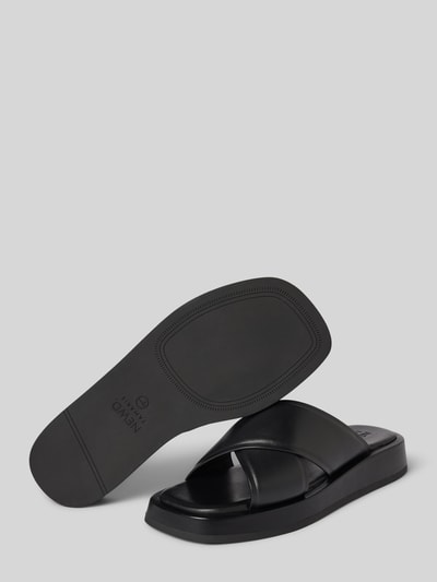 Peek & Cloppenburg Newd TamarisLederslides mit Label-Prägung in black Neuheiten