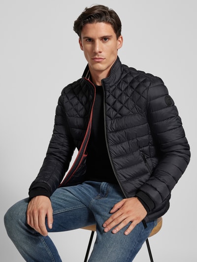 Peek & Cloppenburg Christian Berg MenSteppjacke mit Reißverschlusstaschen in black Schlussverkauf