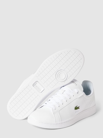 Peek & Cloppenburg LacosteSneaker mit Label-Print und Logo-Stitching Modell 'CARNABY' in weiss Bis zu 55% Rabatt