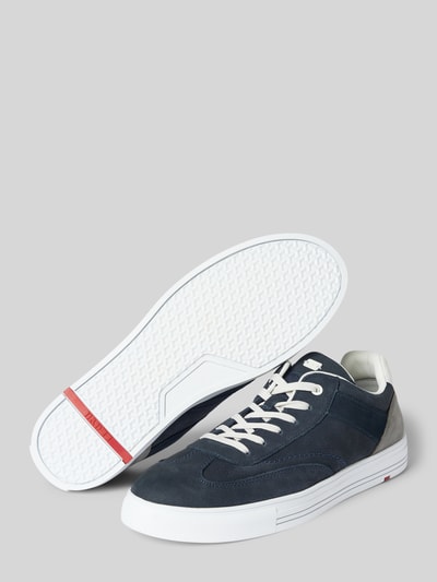 Peek & Cloppenburg LloydLedersneaker in Two-Tone-Machart Modell 'Edik' in marine im Angebot