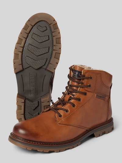 Peek & Cloppenburg bugattiSchnürboots aus Leder mit Label-Patch Modell 'Medro' in cognac Nur noch ein Tag übrig