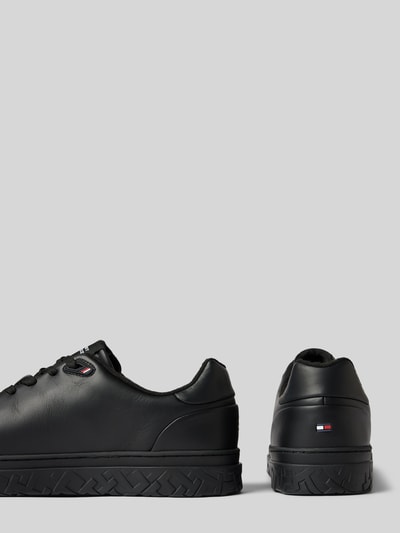 Peek & Cloppenburg Tommy HilfigerLedersneaker mit Label-Schriftzug Modell 'COURT THICK CUPSOLE' in black 50% Rabatt mit kostenlosem Versand