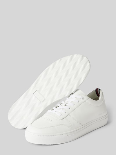 Peek & Cloppenburg Tommy HilfigerSneaker aus Leder mit Label-Detail in weiss Begrenzt auf 3 Tage