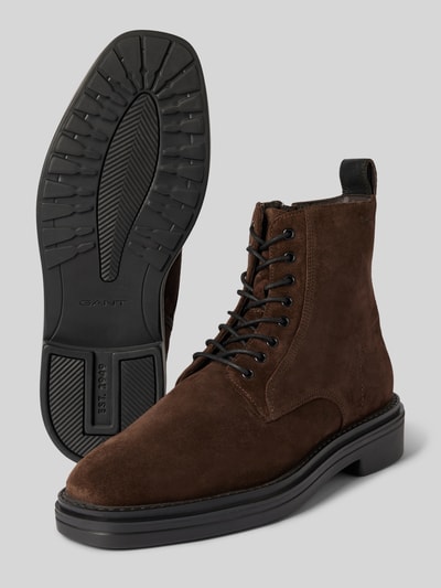 Peek & Cloppenburg GantSchnürboots aus Leder mit Label-Schriftzug Modell 'Boggar' in mittelbraun Im Verkauf