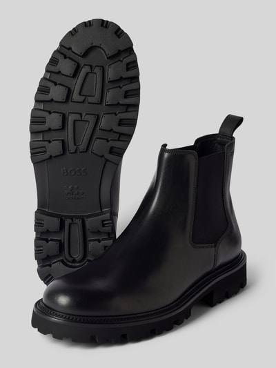 Peek & Cloppenburg BOSSChelsea Boots aus Leder mit Zugschlaufe Modell 'Julyo' in black Exklusivangebot