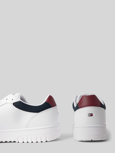 Peek & Cloppenburg Tommy HilfigerSneaker aus Leder-Mix Modell 'BASKET CORE LITE' in weiss Preisnachlass