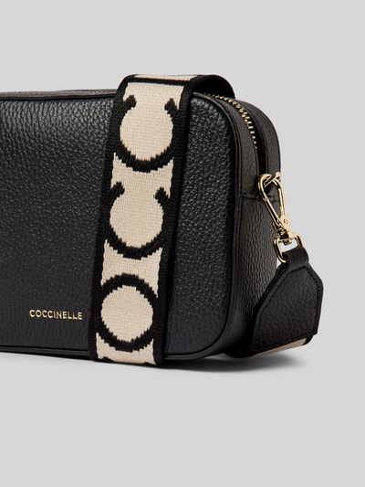 Peek & Cloppenburg CoccinelleLederumhängetasche mit Label-Schriftzug Modell 'TEBE' in black Wochenangebot